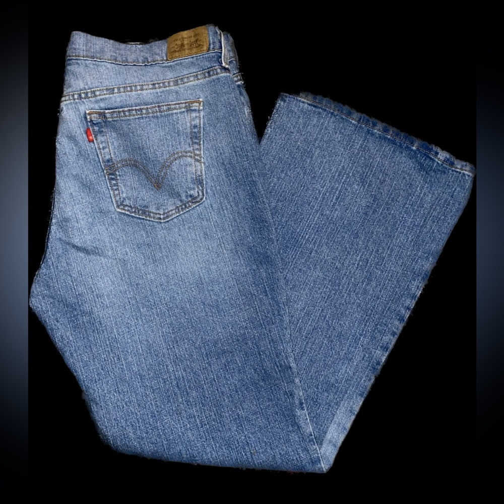 Levi’s 515 light wash boot cut jeans